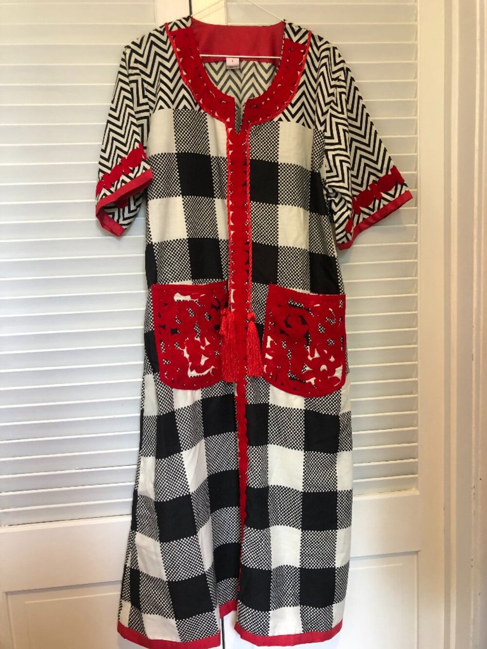 Red/White Patterned dress Detail tunic dress sz unknown